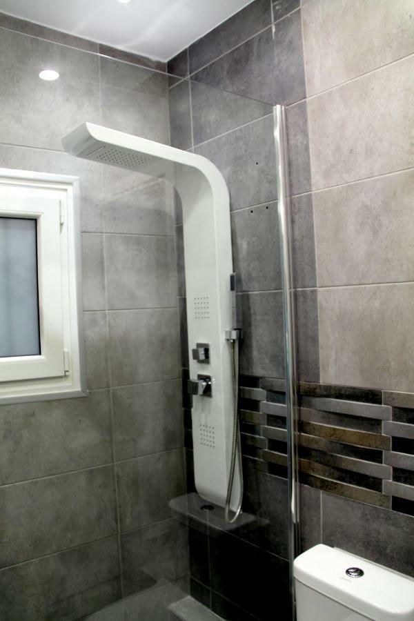 New Apartment Near Metro Larissis In The Centre Of Athene Buitenkant foto